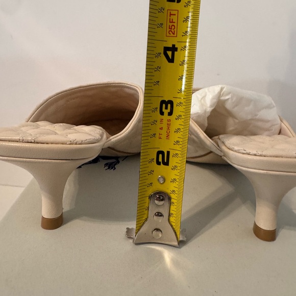 BURBERRY Authentic In Box Quilted Leather Mule Shoes In Cream 39 Sandal - Picture 9 of 9